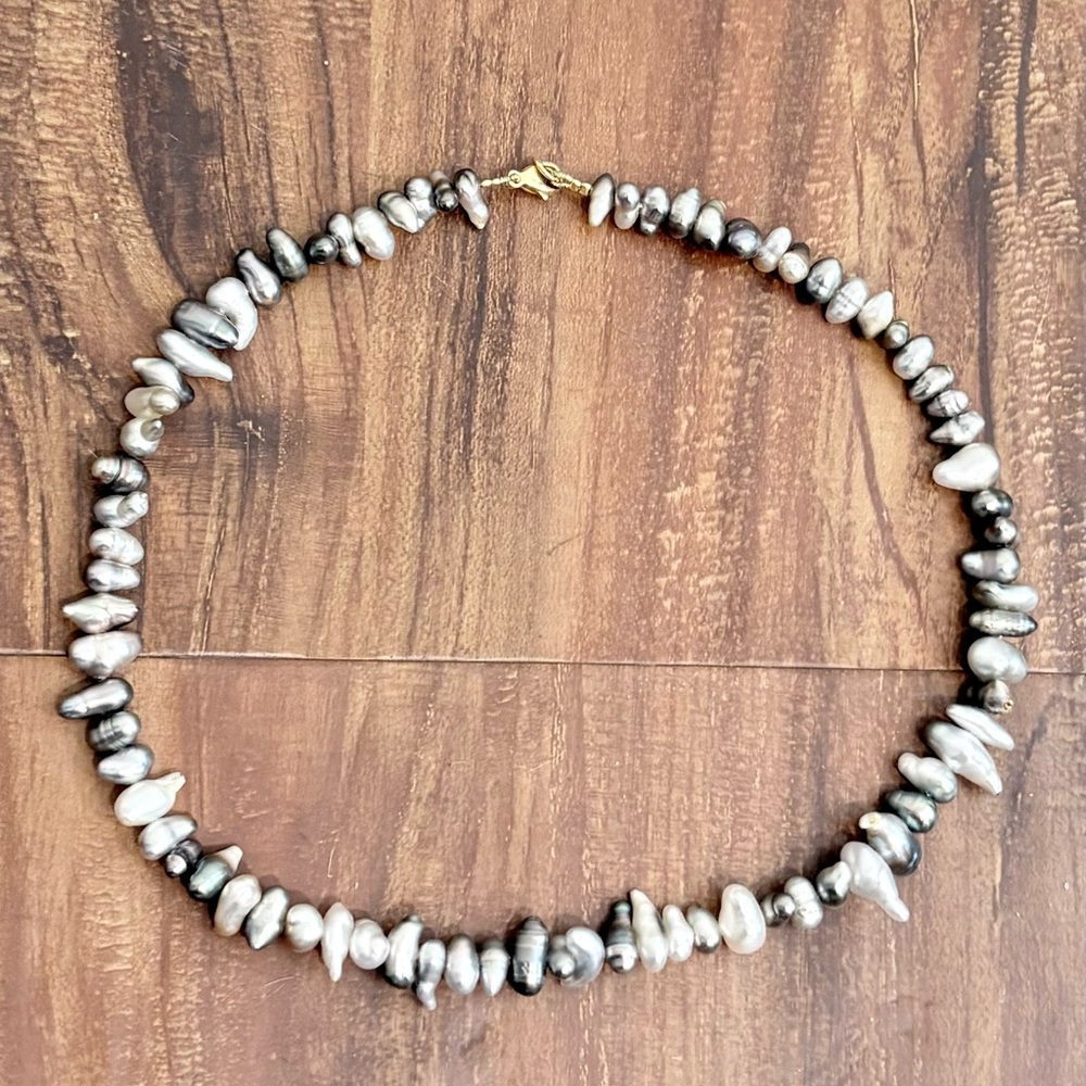 Keshi Pearl necklace